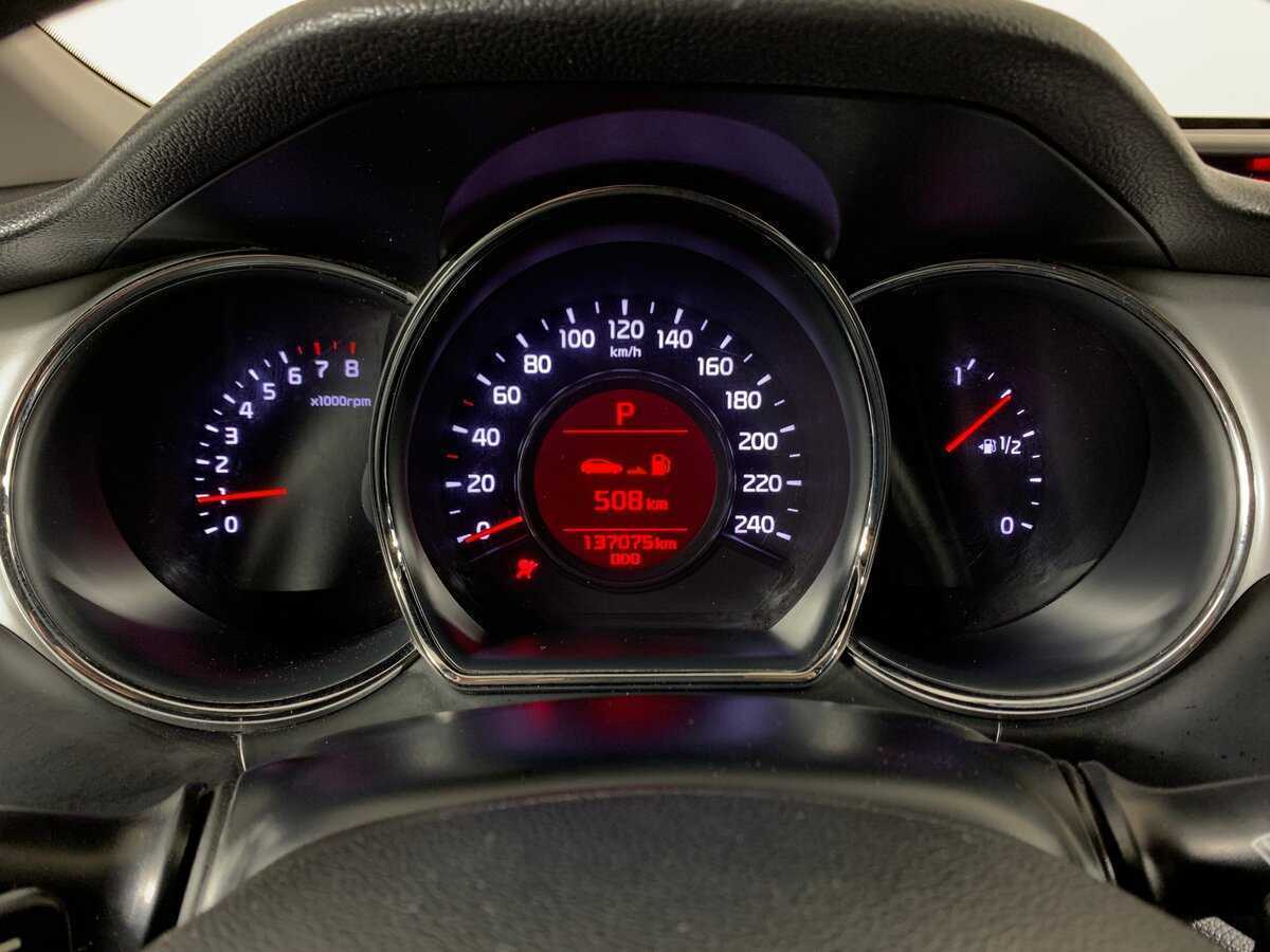 Купить Kia Ceed с пробегом. Фото: #11
