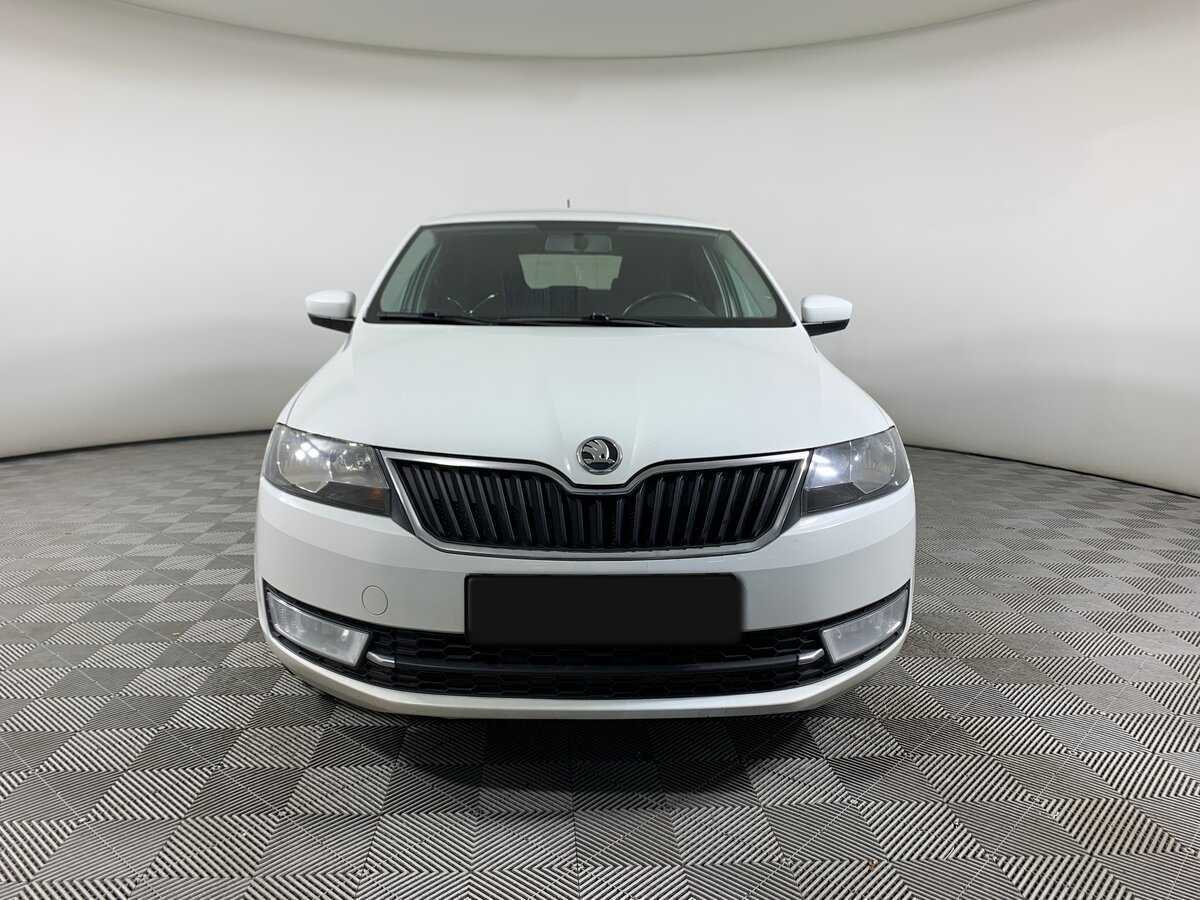 Купить Skoda Rapid с пробегом. Фото: #1