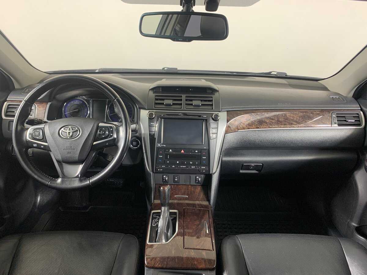 Купить Toyota Camry с пробегом. Фото: #10