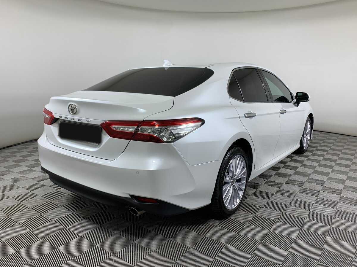 Купить Toyota Camry с пробегом. Фото: #4