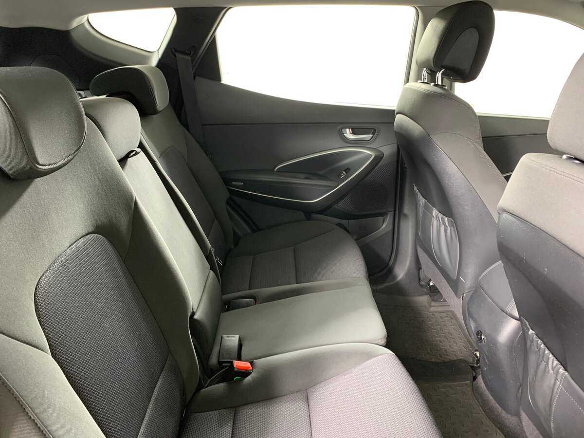 Купить Hyundai Santa Fe с пробегом. Фото: #14