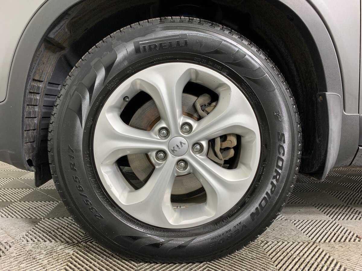 Купить Kia Sorento с пробегом. Фото: #8