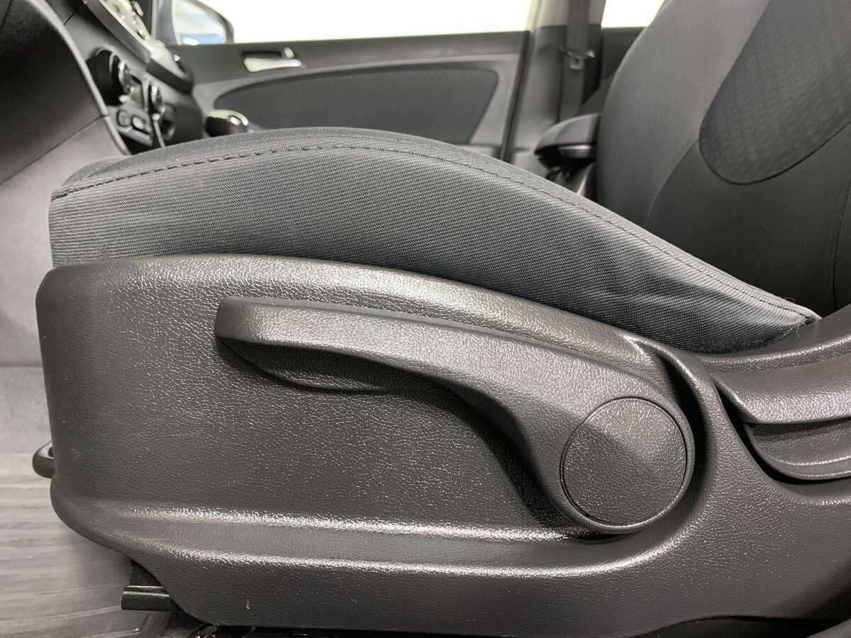 Купить Hyundai Solaris с пробегом. Фото: #16