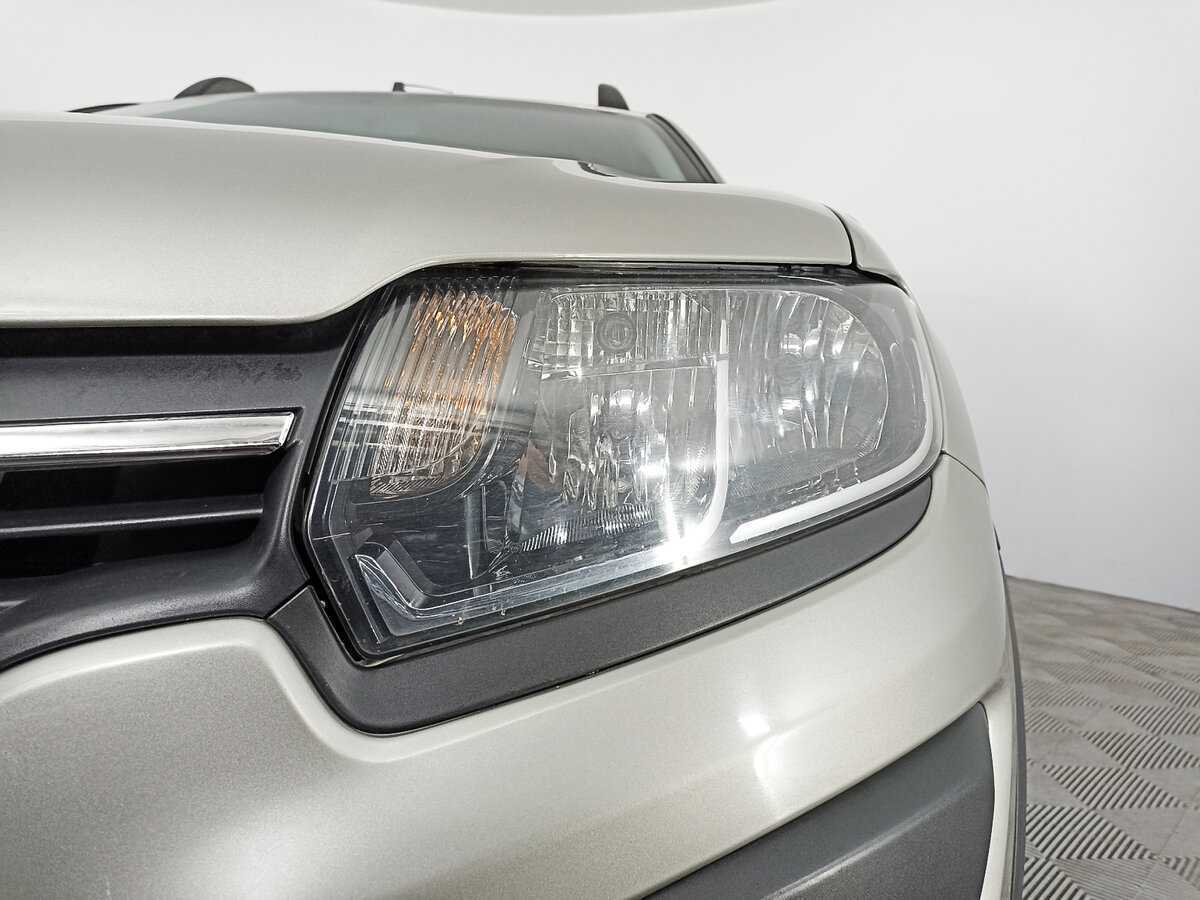 Купить Renault Sandero с пробегом. Фото: #14