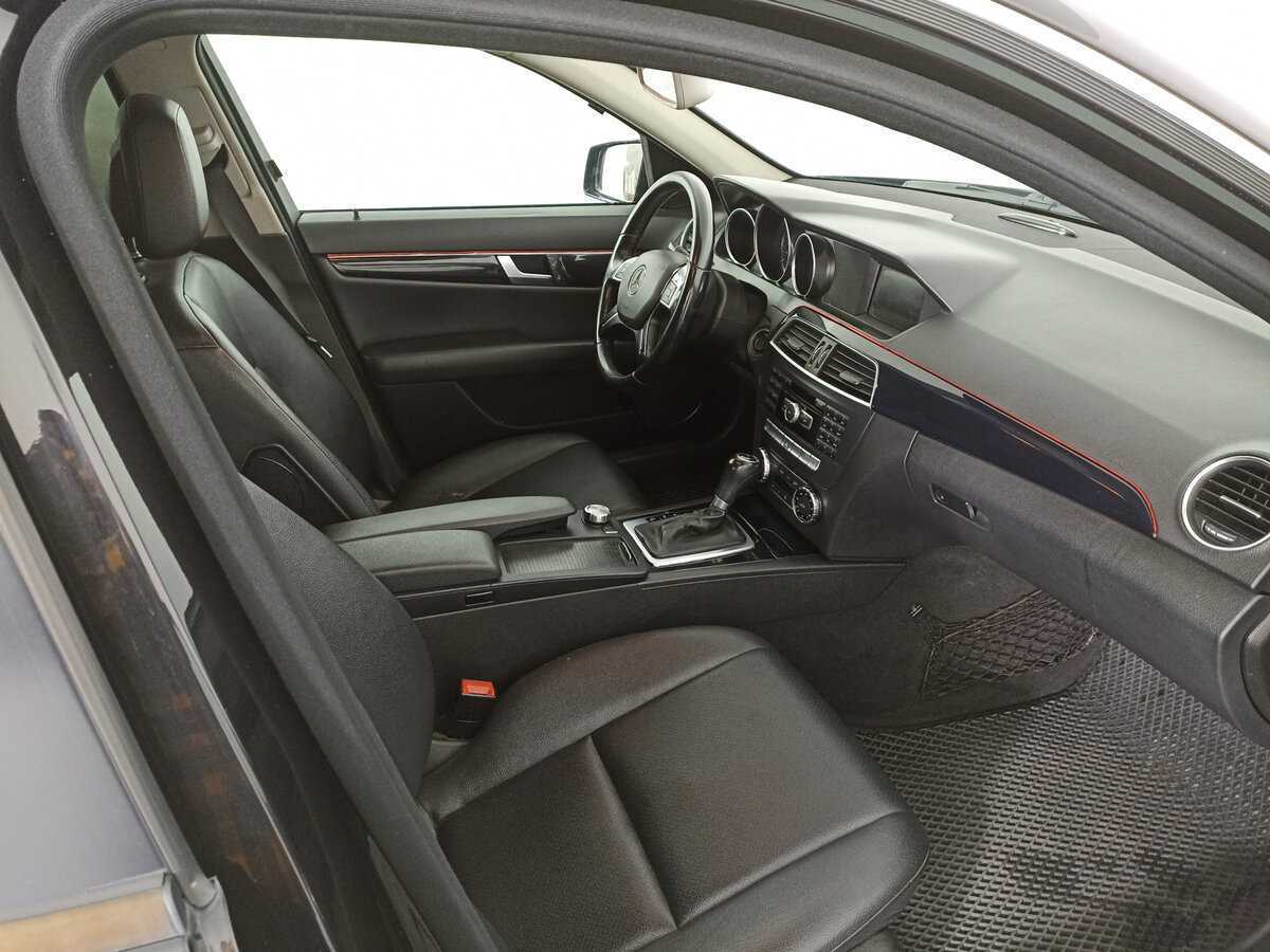 Купить Mercedes-Benz C-Класс с пробегом. Фото: #10