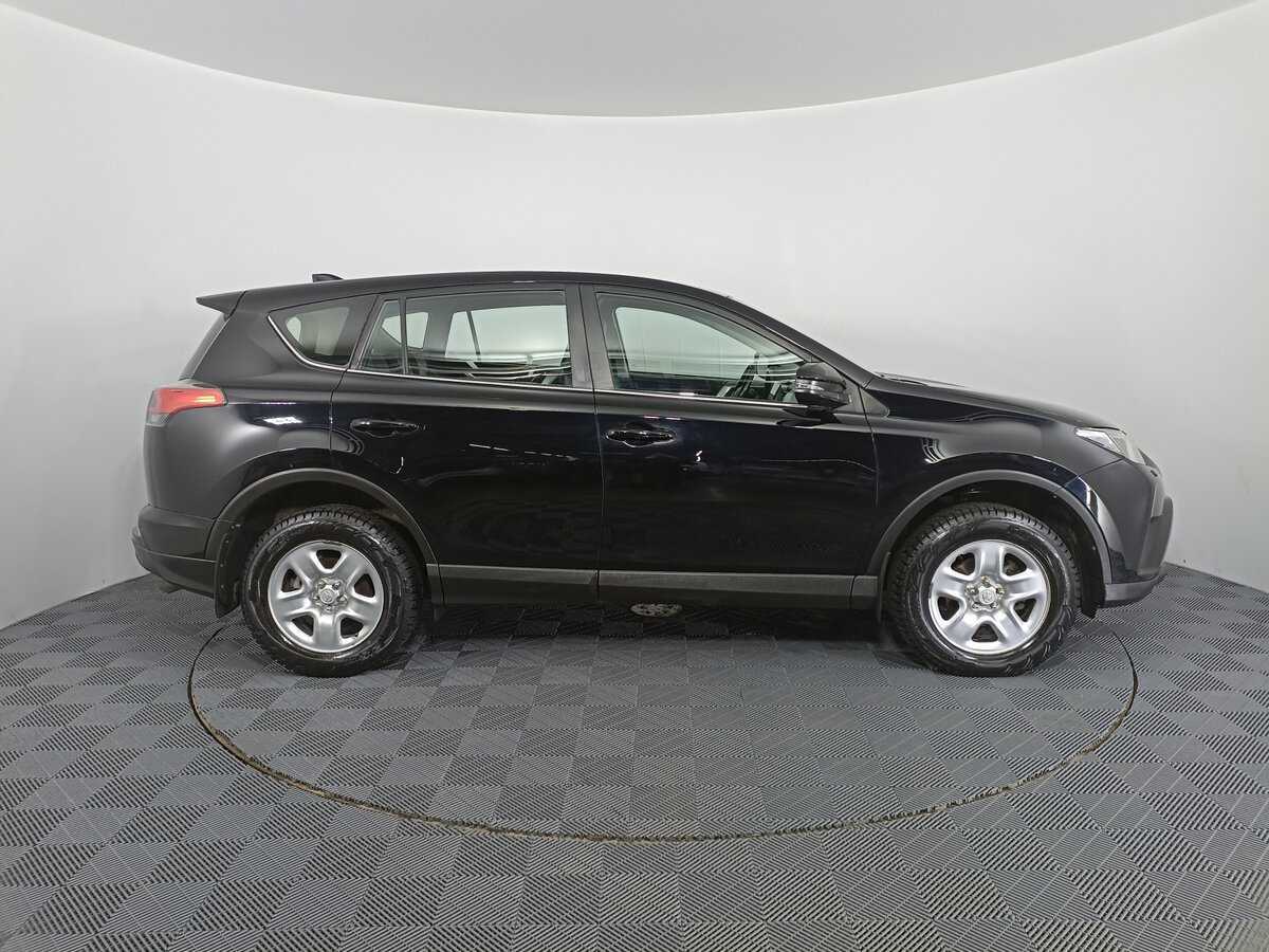 Купить Toyota RAV4 с пробегом. Фото: #3