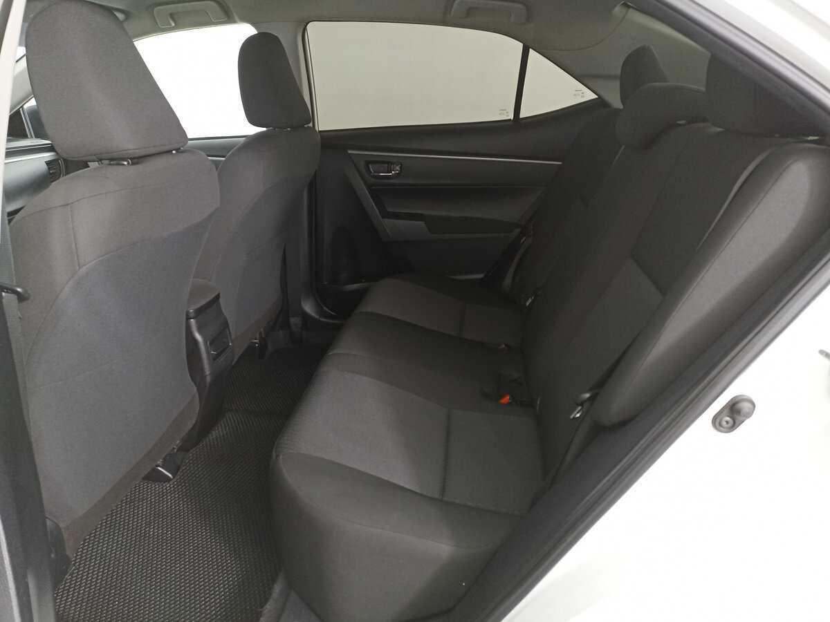 Купить Toyota Corolla с пробегом. Фото: #11