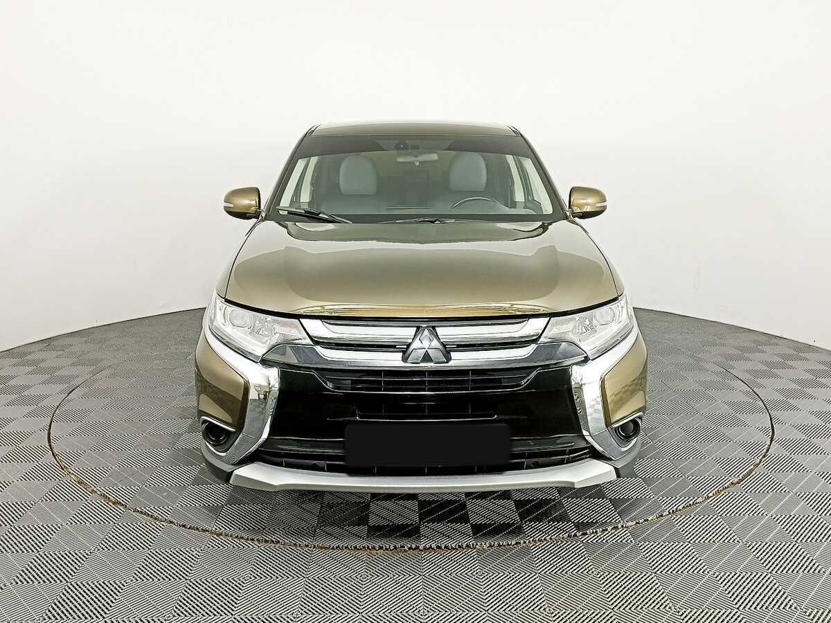 Купить Mitsubishi Outlander с пробегом. Фото: #1