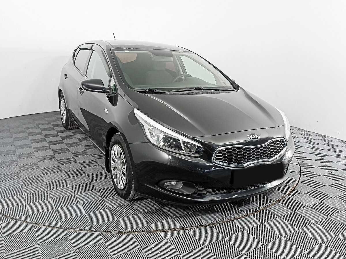 Купить Kia Ceed с пробегом. Фото: #2