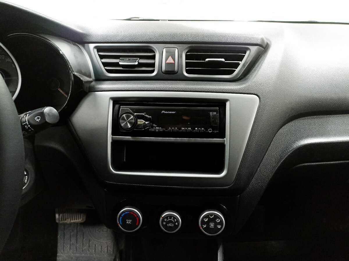 Купить Kia Rio с пробегом. Фото: #14