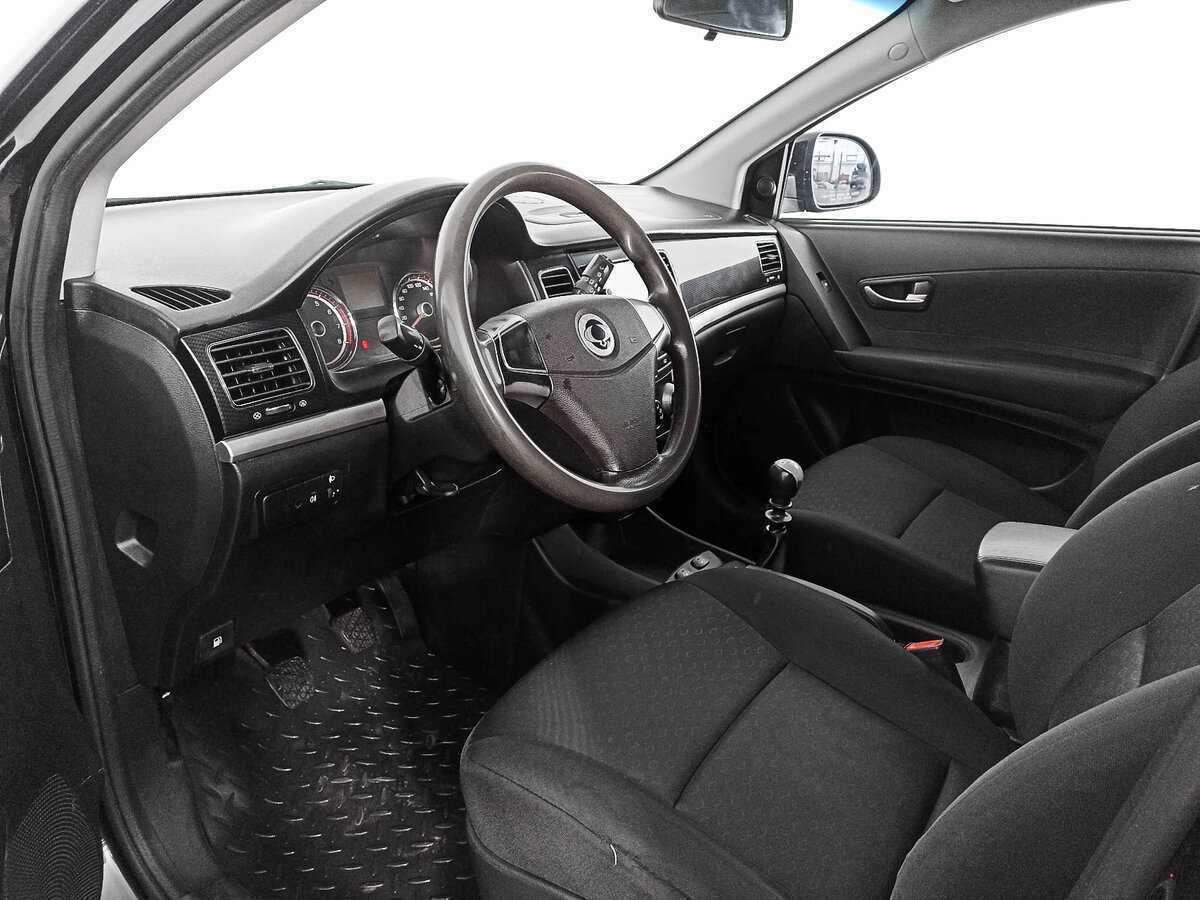Купить SsangYong Actyon с пробегом. Фото: #14