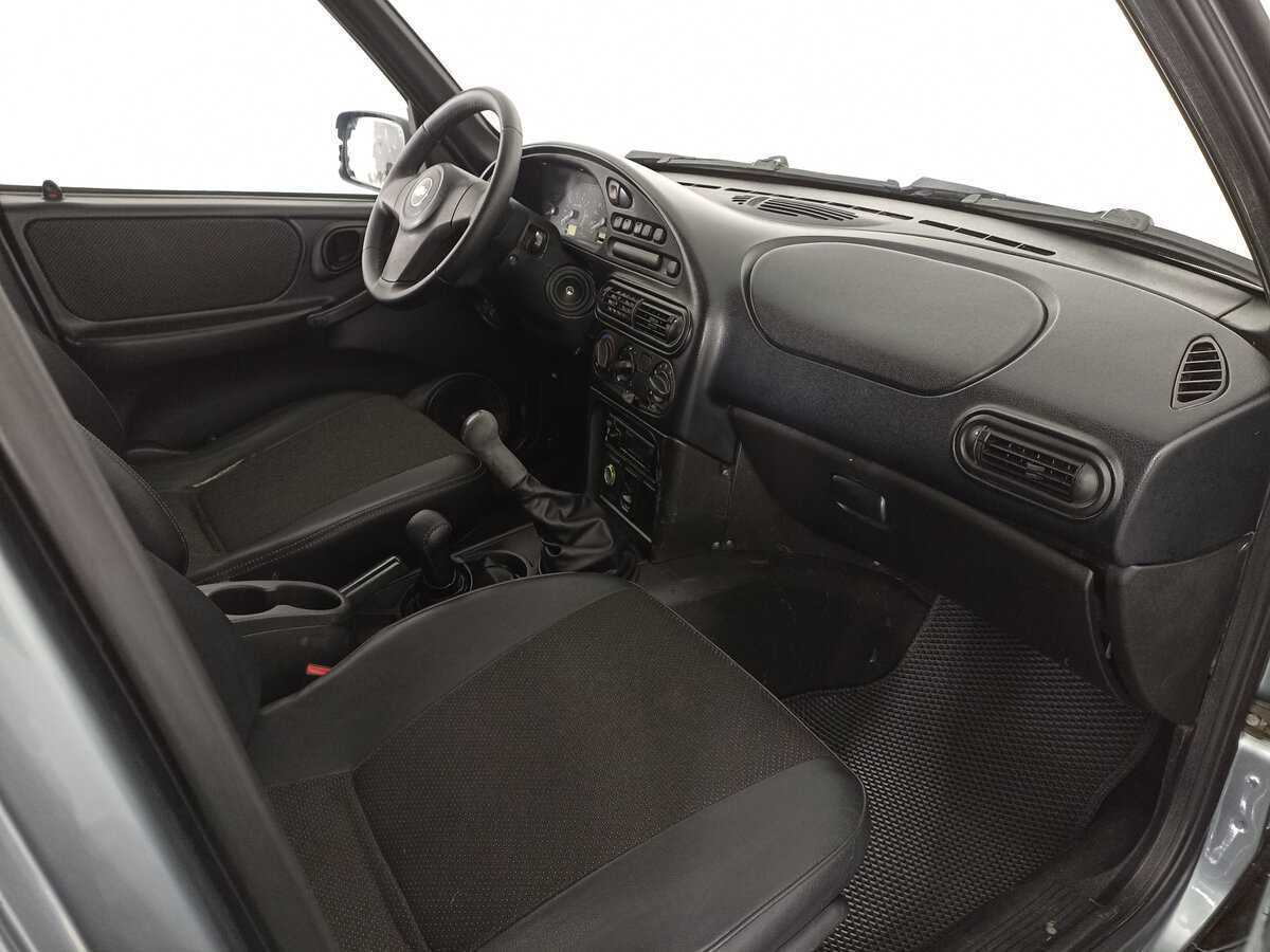 Купить Chevrolet Niva с пробегом. Фото: #10