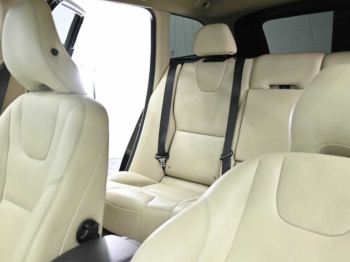 Купить Volvo XC60 с пробегом. Фото: #14