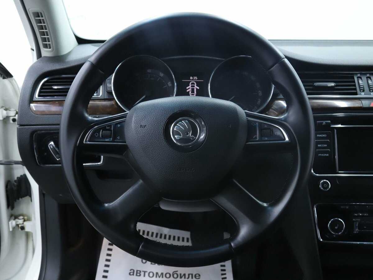Купить Skoda Superb с пробегом. Фото: #10