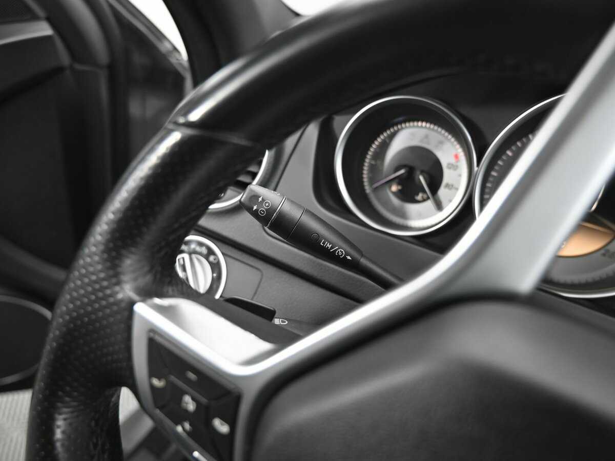 Купить Mercedes-Benz C-Класс с пробегом. Фото: #9