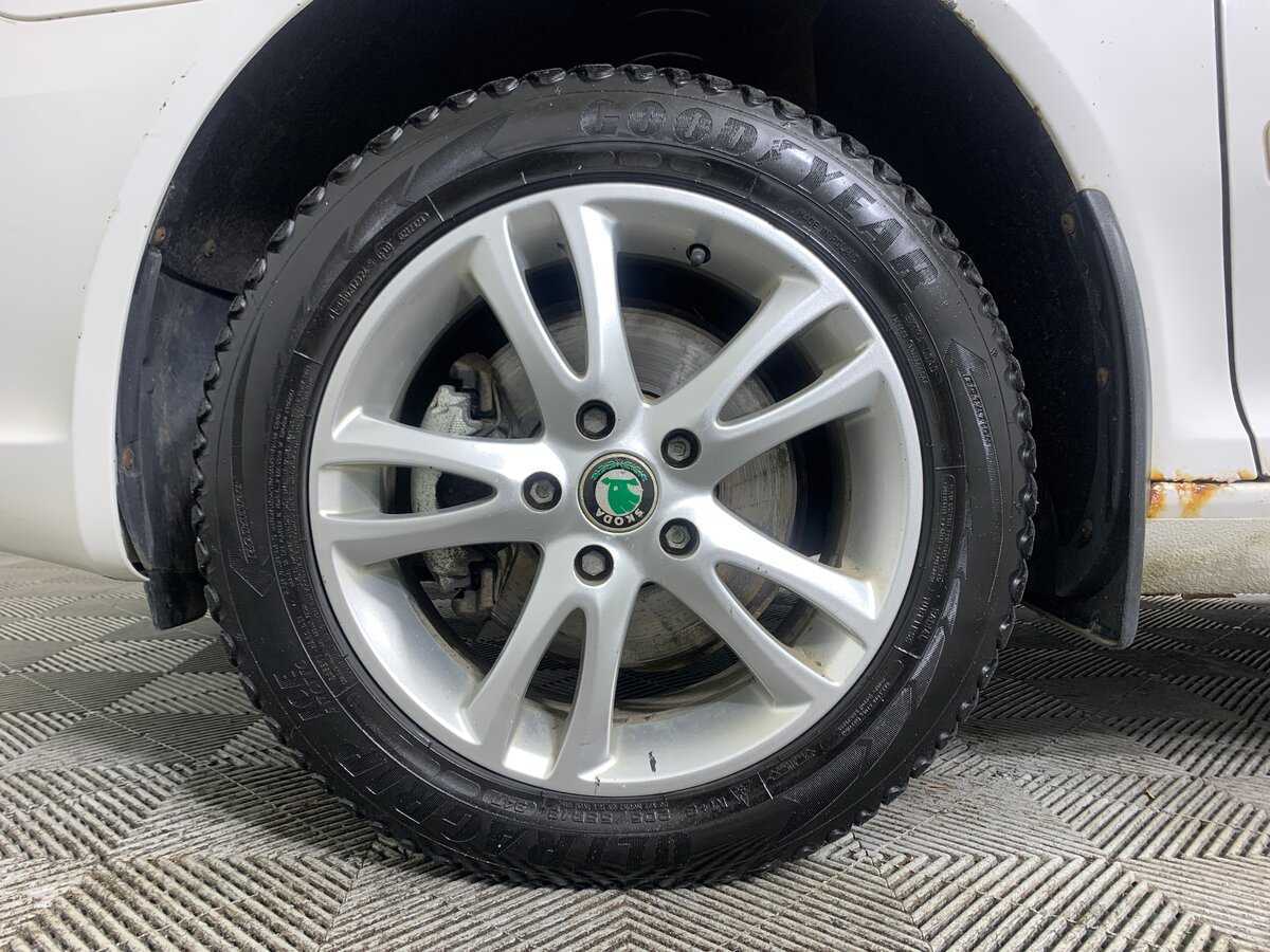 Купить Skoda Octavia с пробегом. Фото: #9