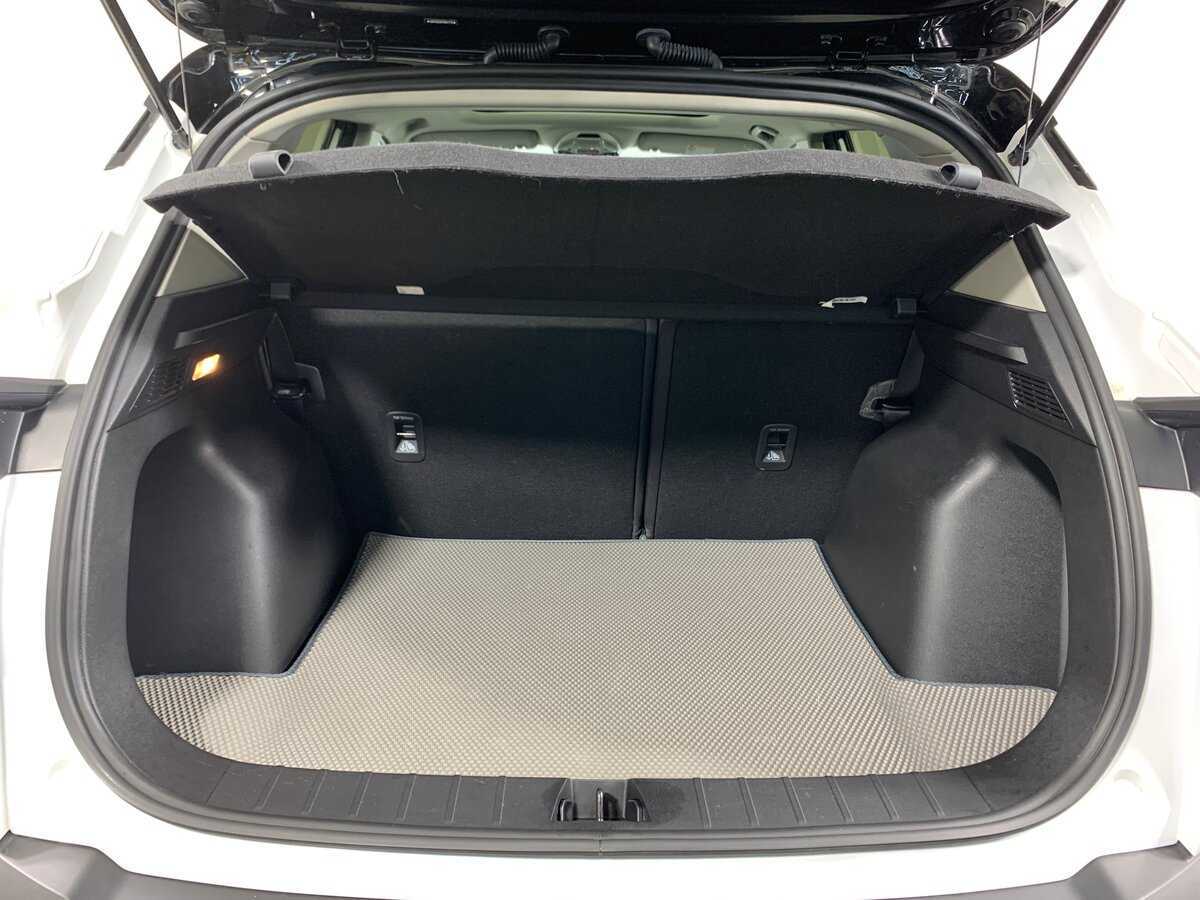 Купить Geely Coolray с пробегом. Фото: #20