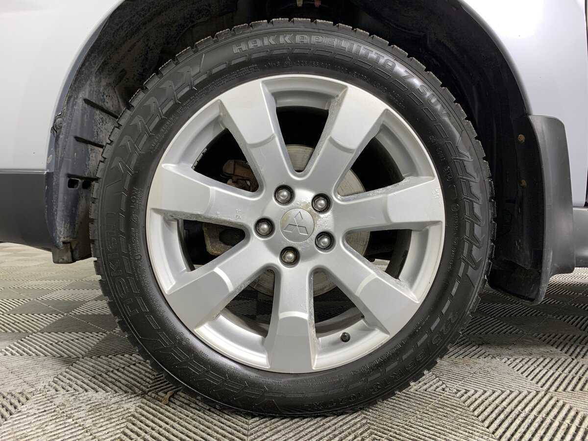 Купить Mitsubishi Outlander с пробегом. Фото: #8