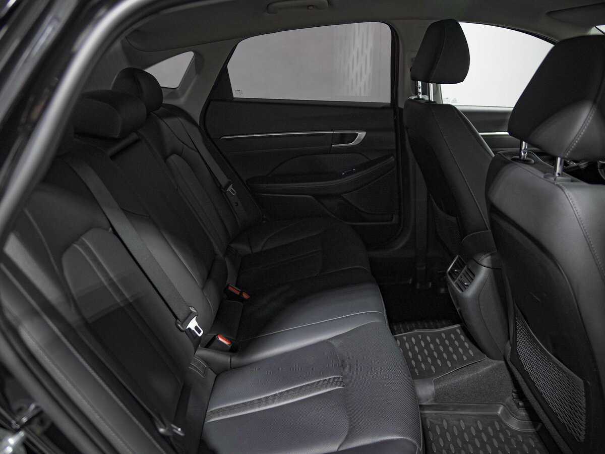 Купить Hyundai Sonata с пробегом. Фото: #17