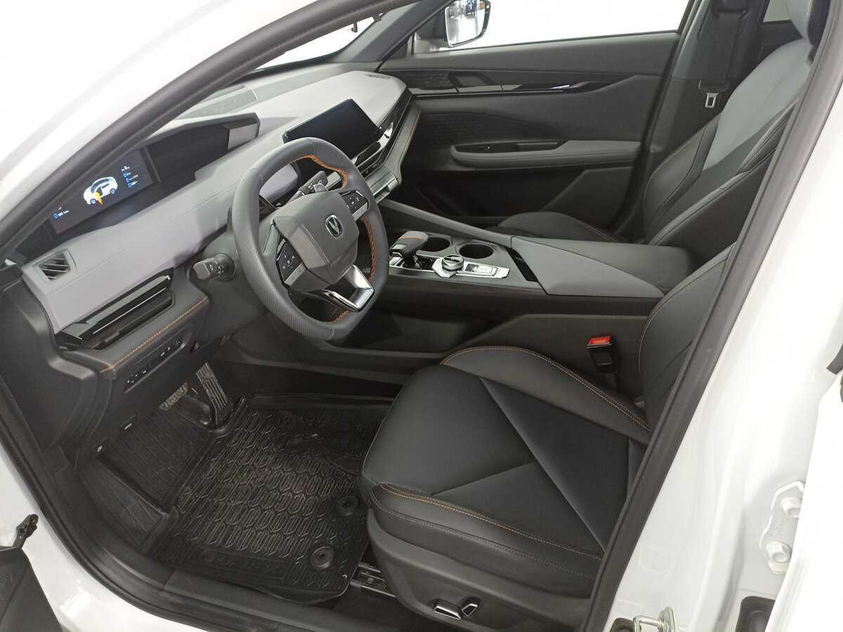 Купить Changan UNI-V с пробегом. Фото: #14