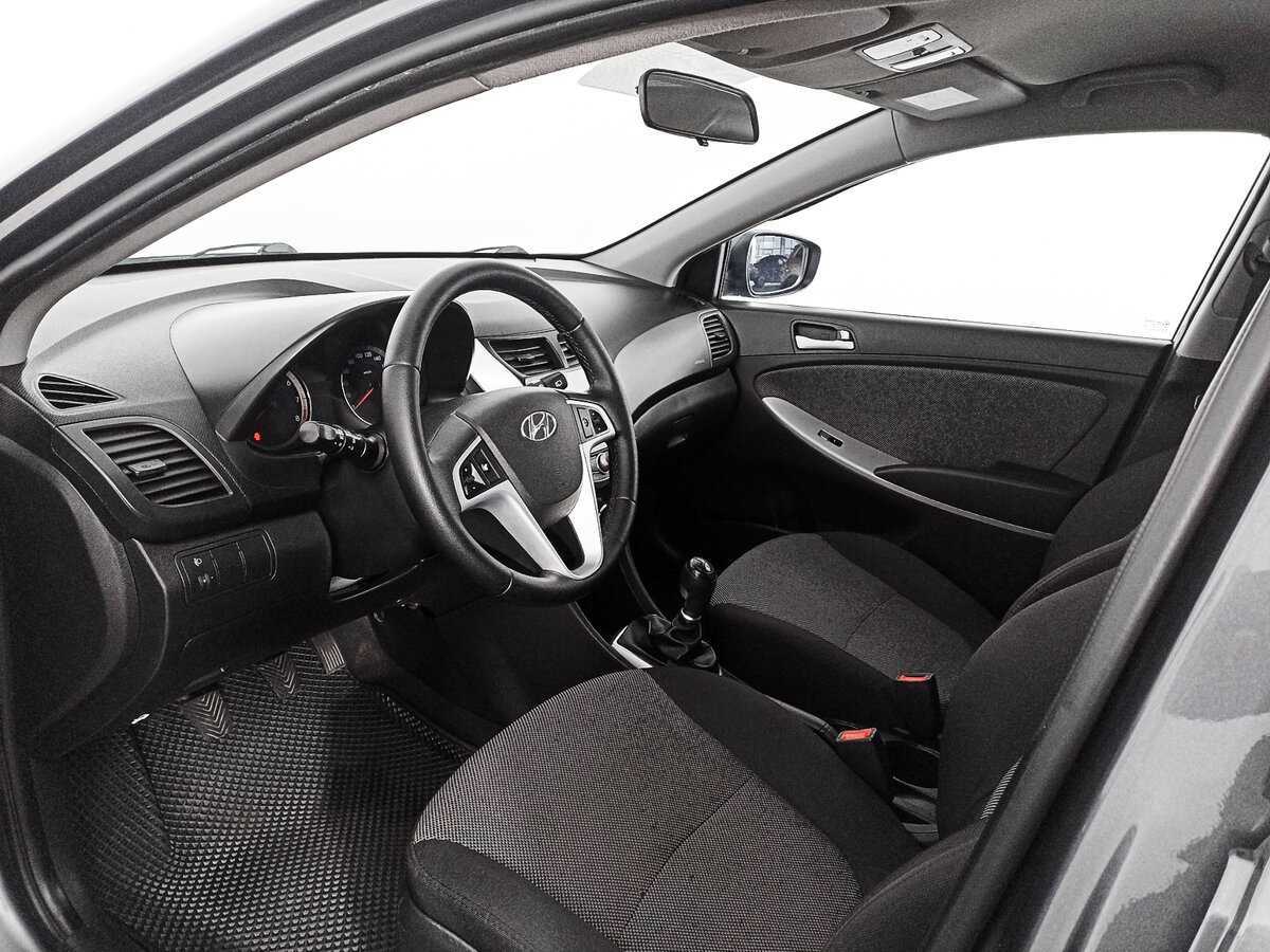 Купить Hyundai Solaris с пробегом. Фото: #12