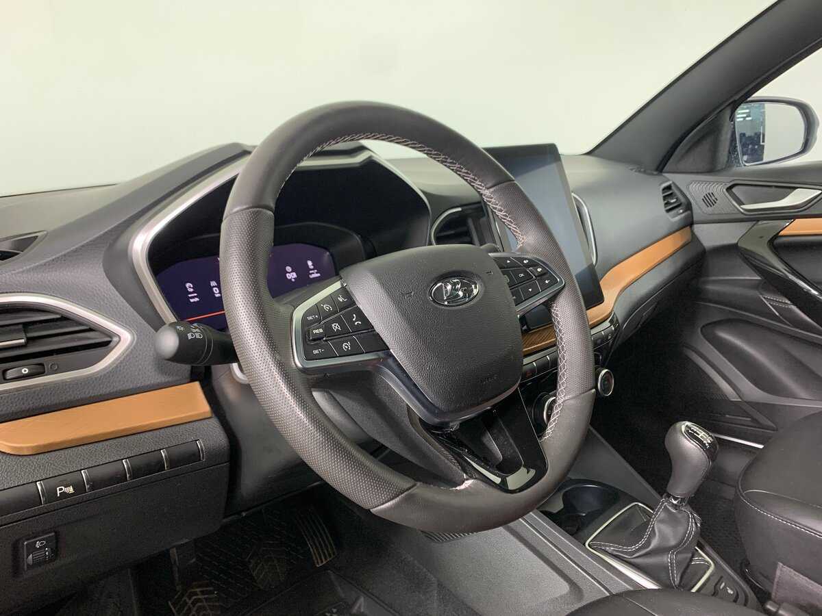 Купить Lada (ВАЗ) Vesta с пробегом. Фото: #11