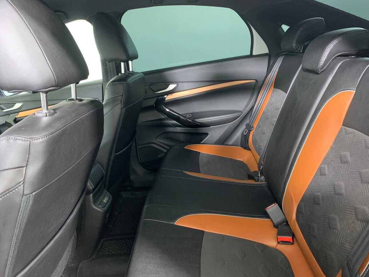 Купить Lada (ВАЗ) Vesta с пробегом. Фото: #18