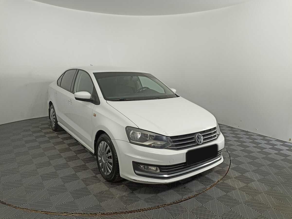 Купить Volkswagen Polo с пробегом. Фото: #2