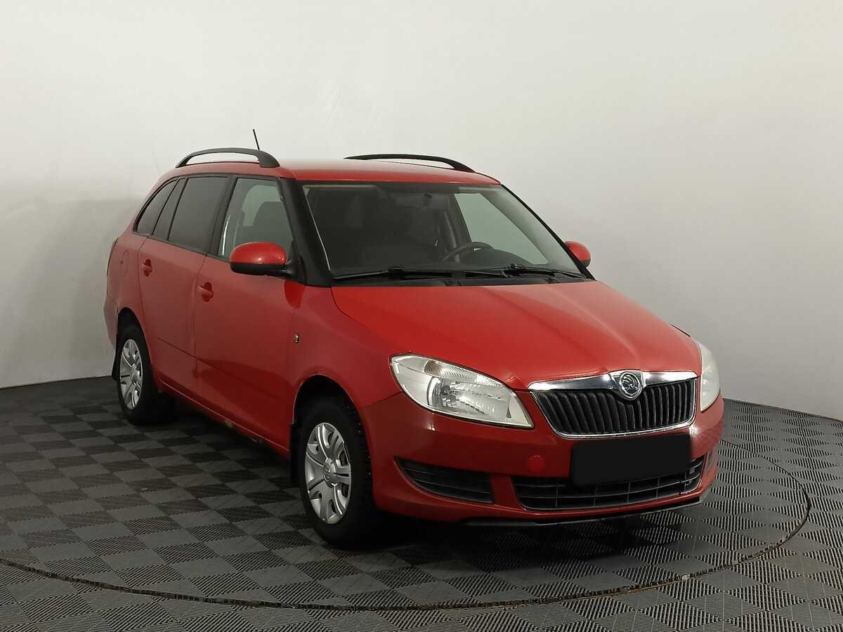 Купить Skoda Fabia с пробегом. Фото: #2