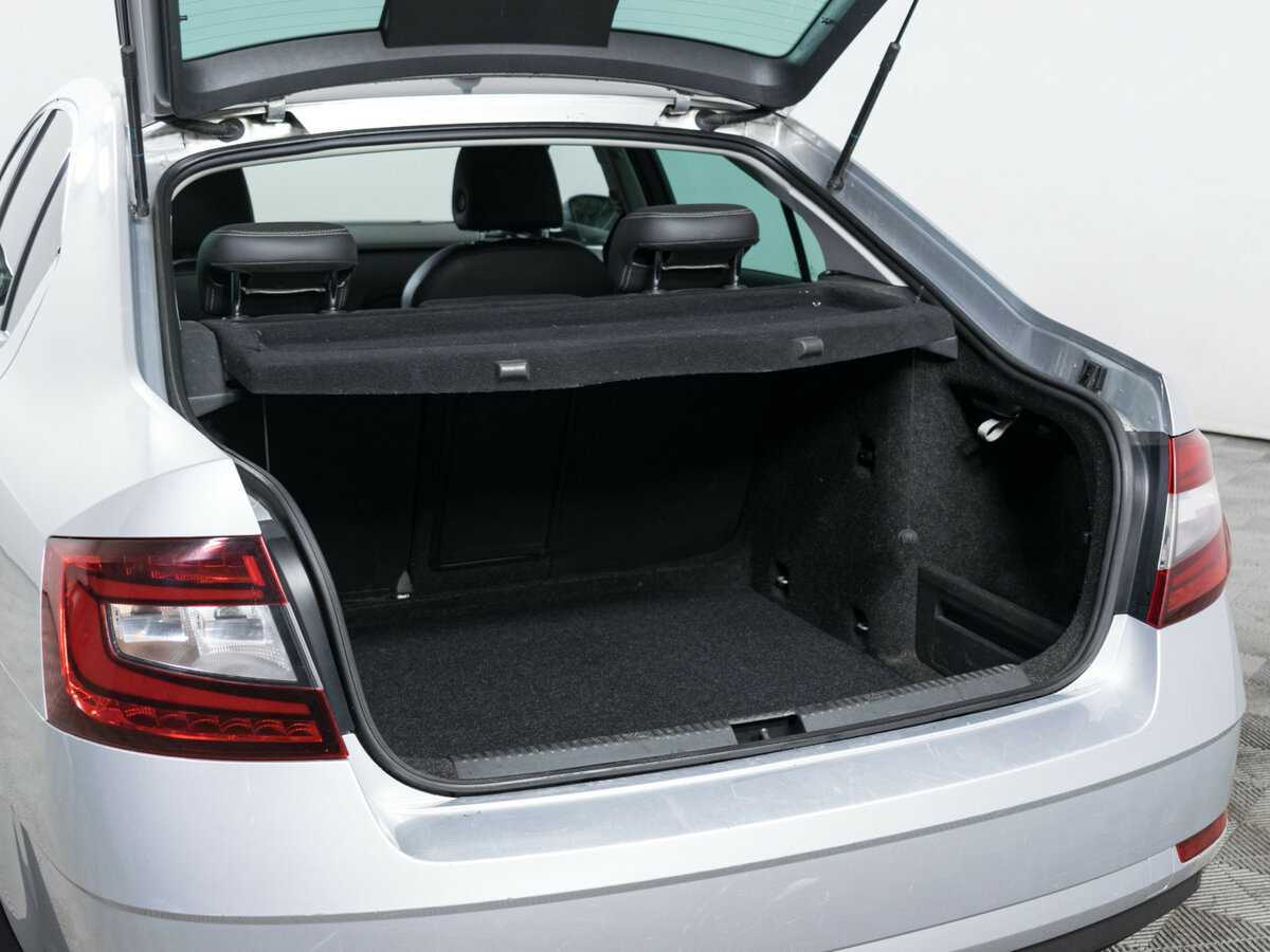 Купить Skoda Octavia с пробегом. Фото: #6