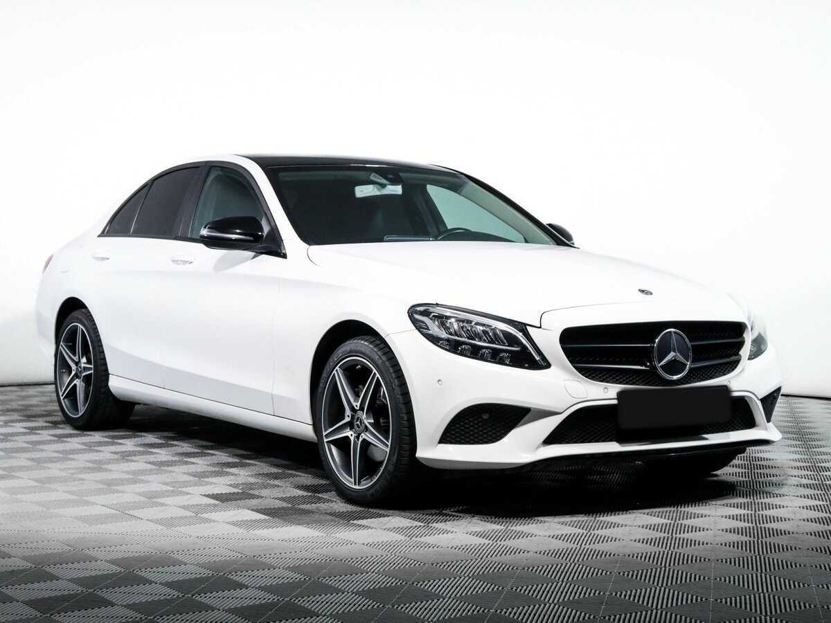 Купить Mercedes-Benz C-Класс с пробегом. Фото: #2