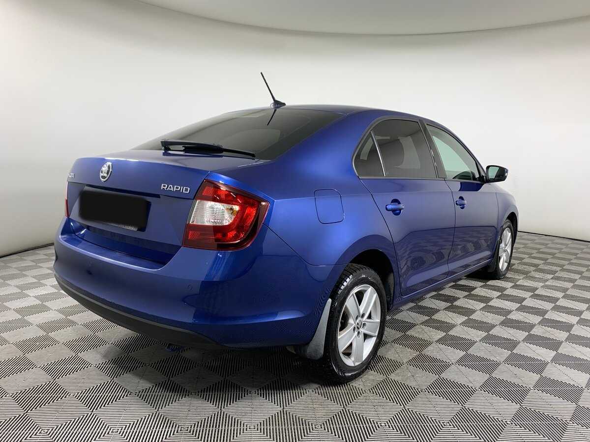 Купить Skoda Rapid с пробегом. Фото: #4