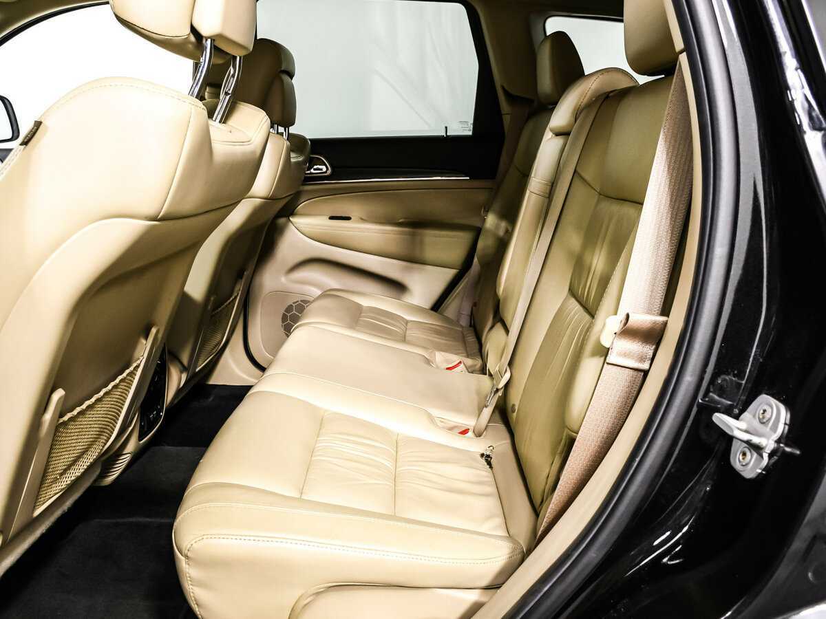 Купить Jeep Grand Cherokee с пробегом. Фото: #11