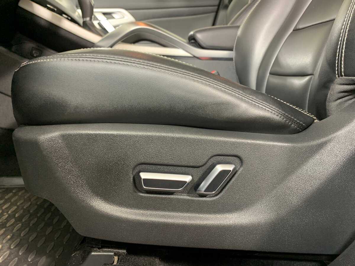 Купить Geely Atlas с пробегом. Фото: #16