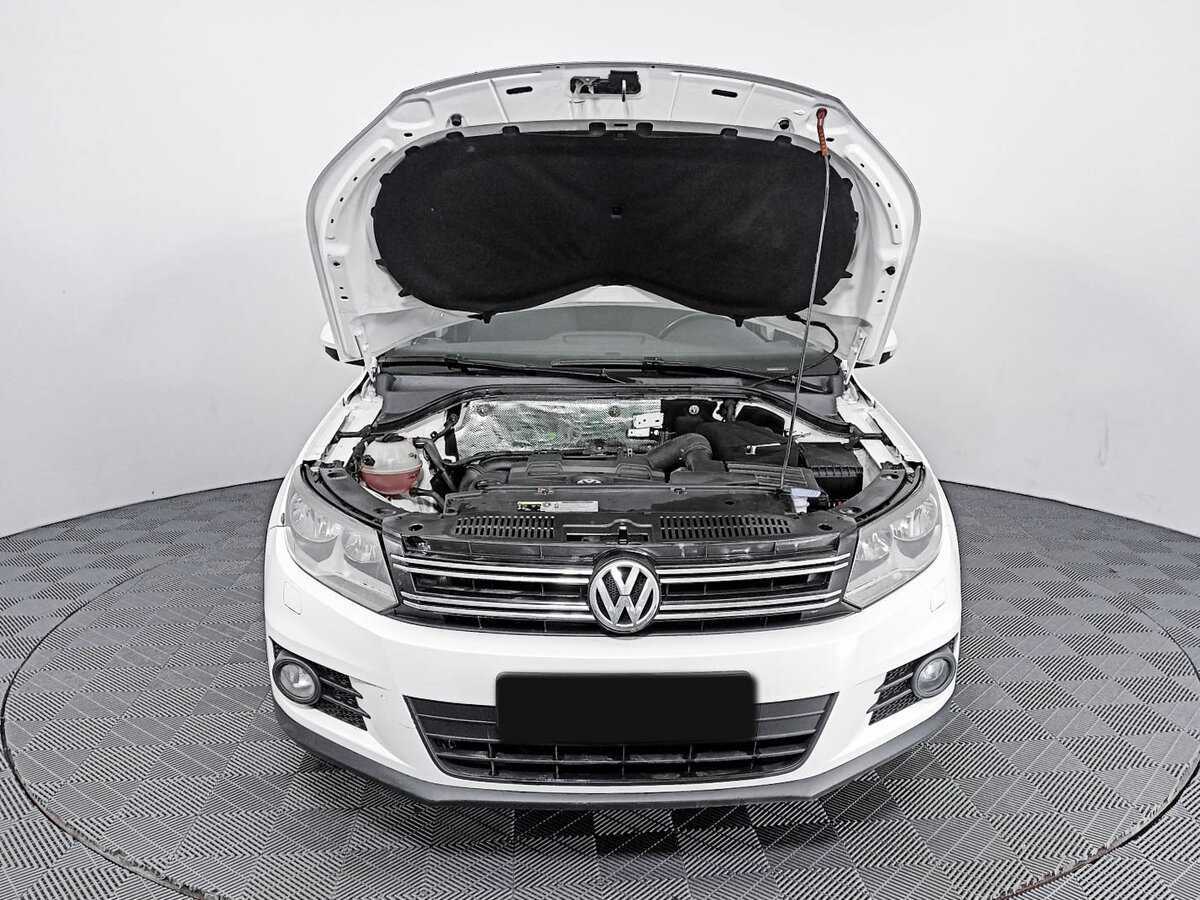 Купить Volkswagen Tiguan с пробегом. Фото: #8