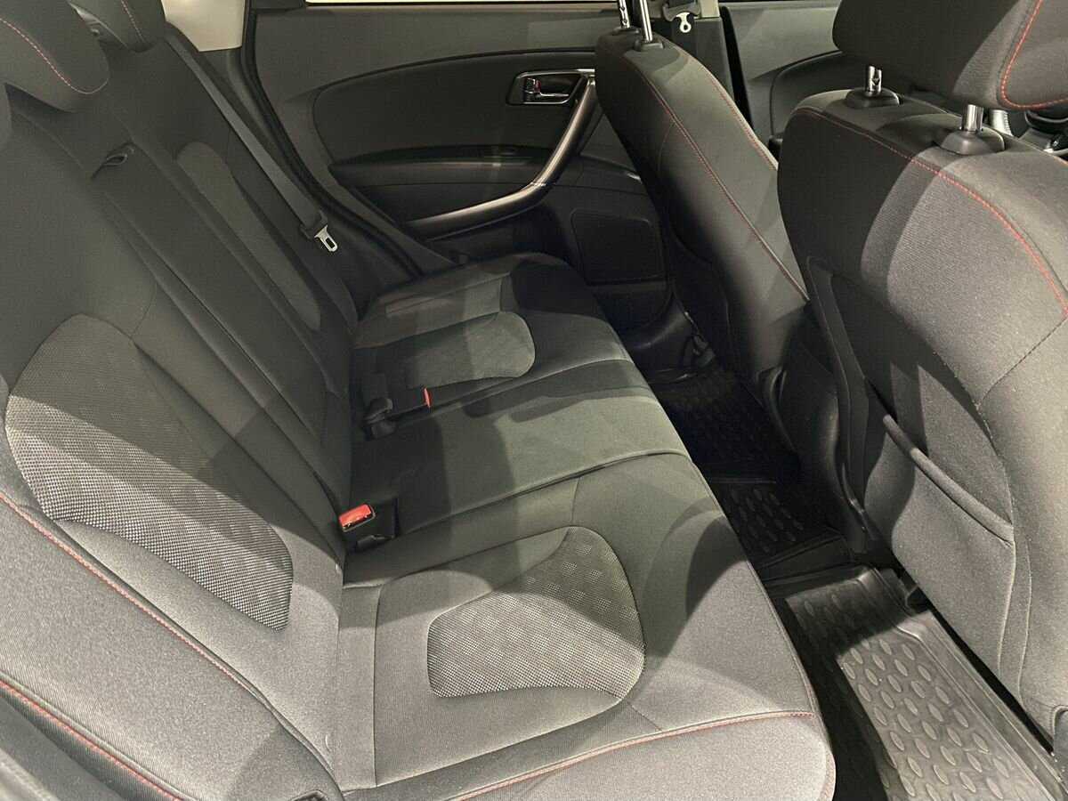 Купить FAW Besturn X80 с пробегом. Фото: #10