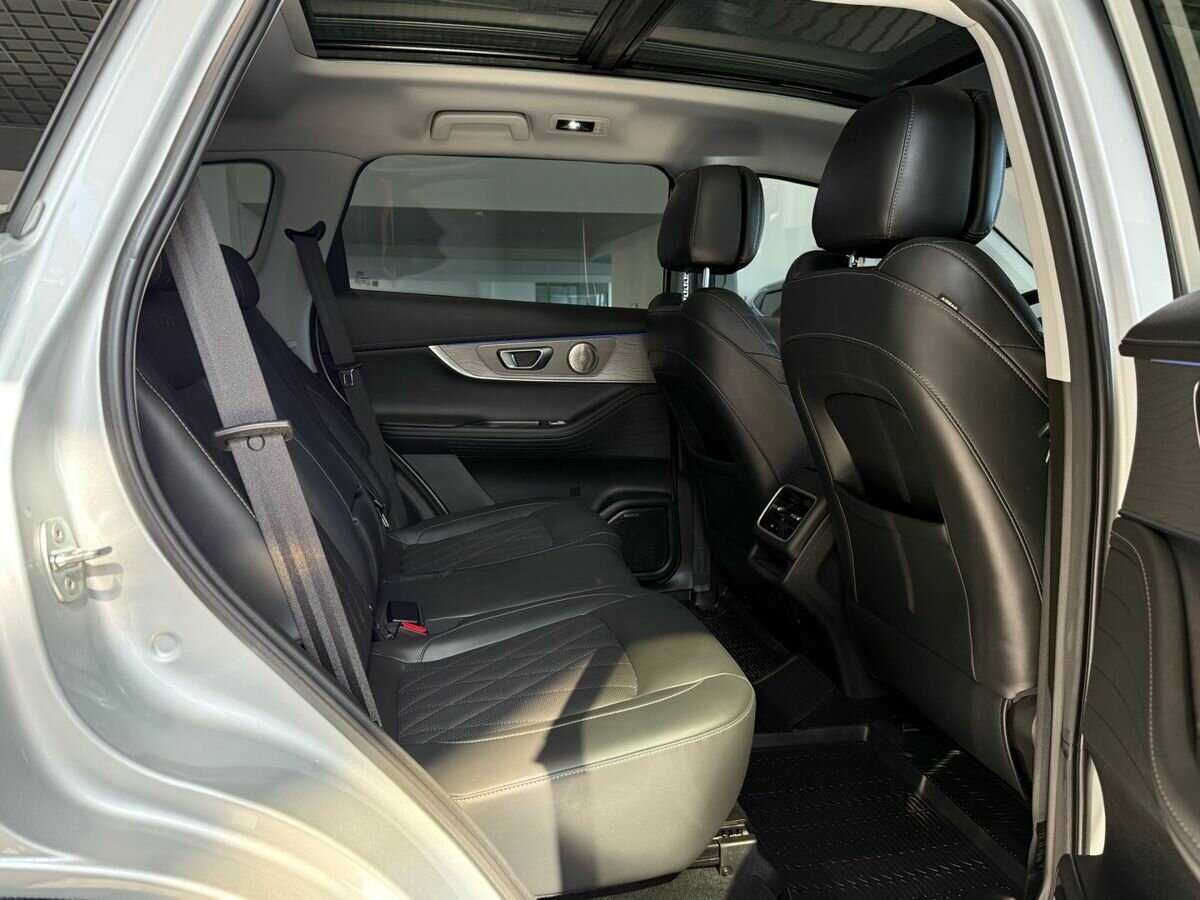 Купить Chery Tiggo 8 Pro Max с пробегом. Фото: #20