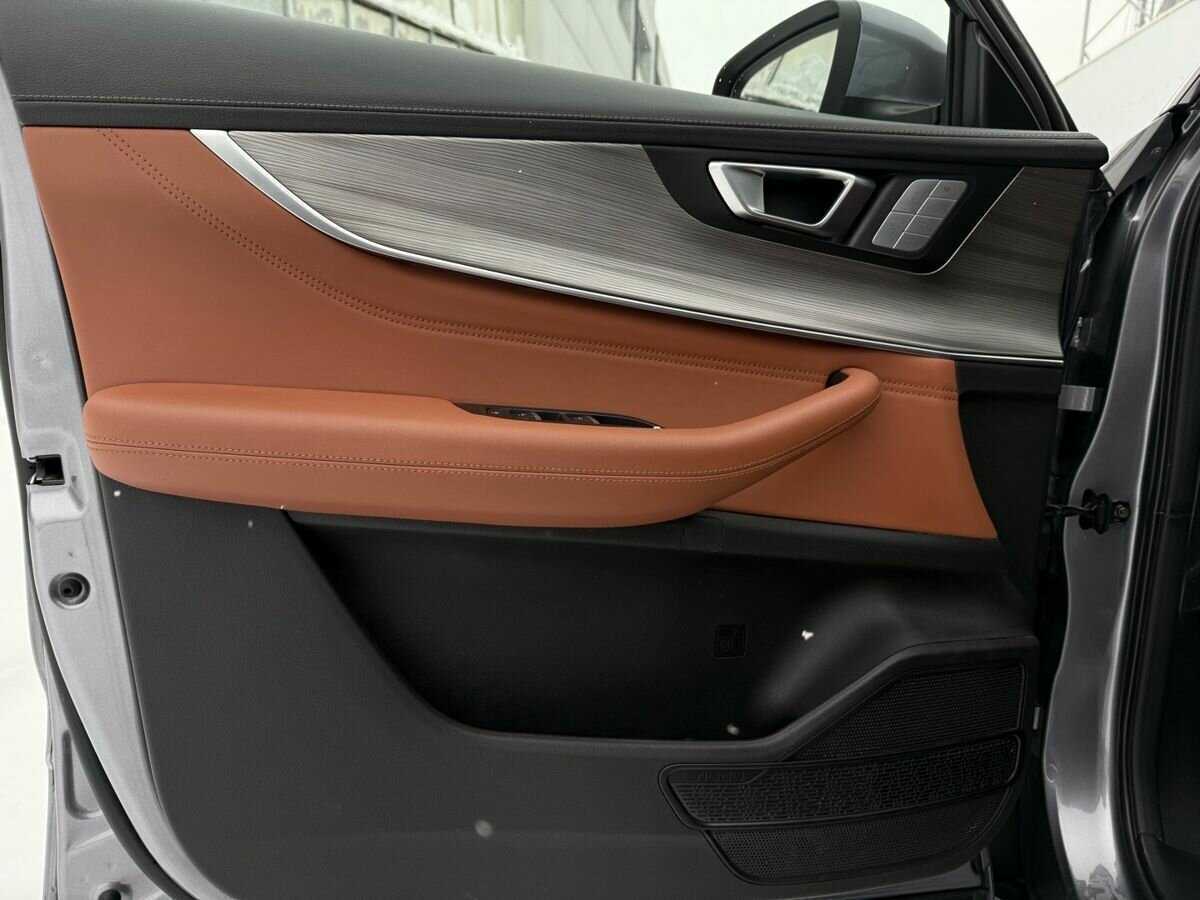 Купить Chery Tiggo 8 Pro Max с пробегом. Фото: #10