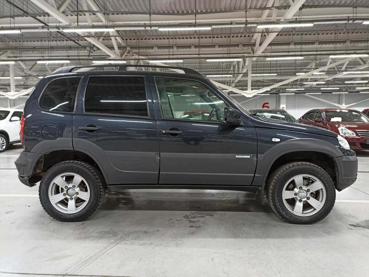 Купить Chevrolet Niva с пробегом. Фото: #3