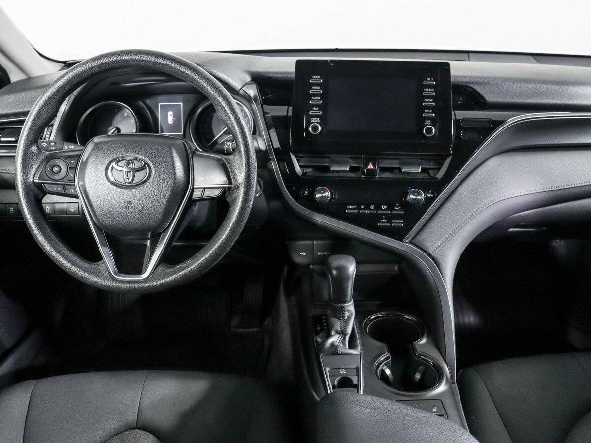 Купить Toyota Camry с пробегом. Фото: #9