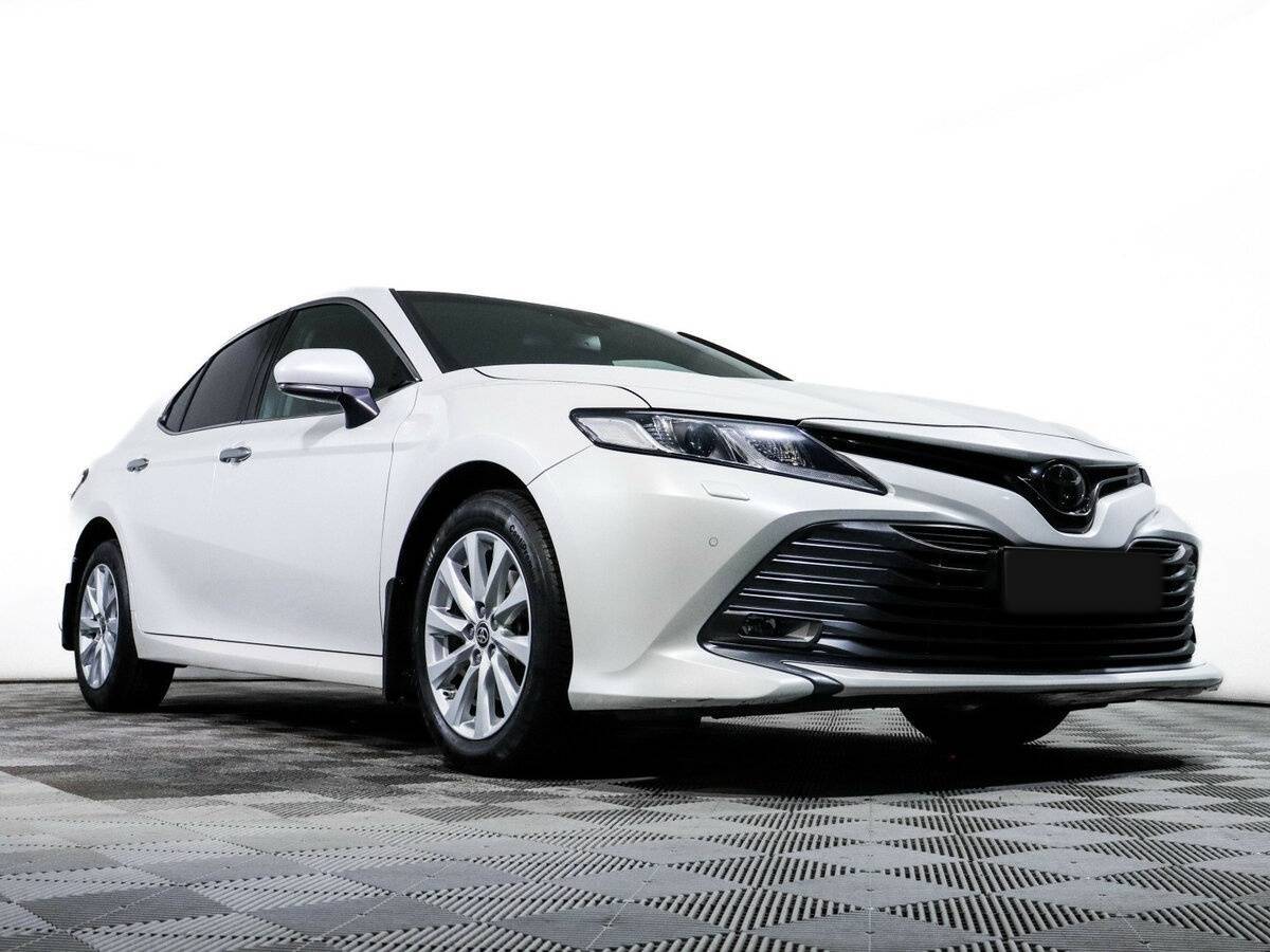 Купить Toyota Camry с пробегом. Фото: #18