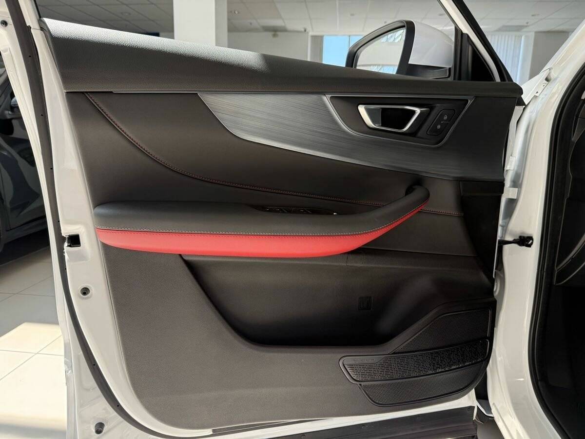 Купить Chery Tiggo 4 Pro с пробегом. Фото: #9