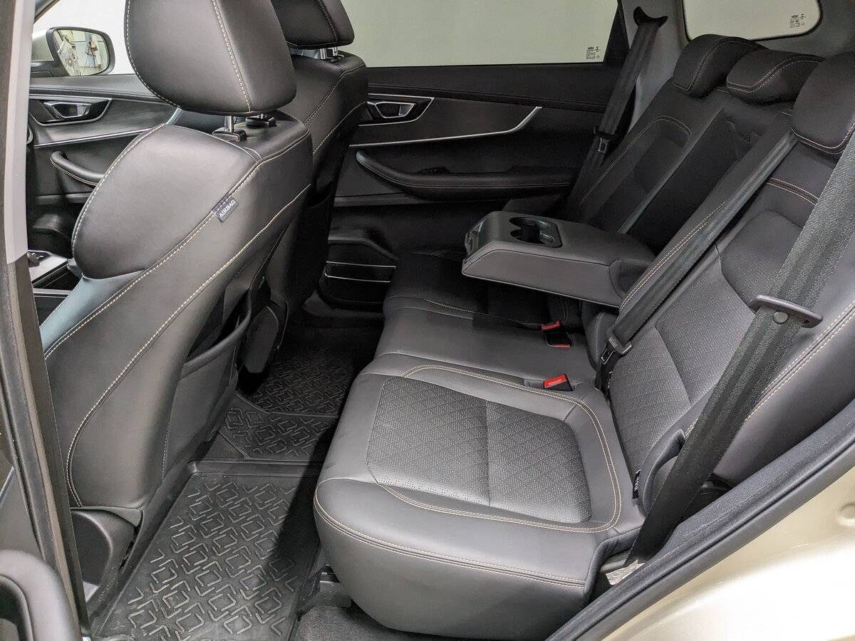 Купить Chery Tiggo 8 с пробегом. Фото: #16