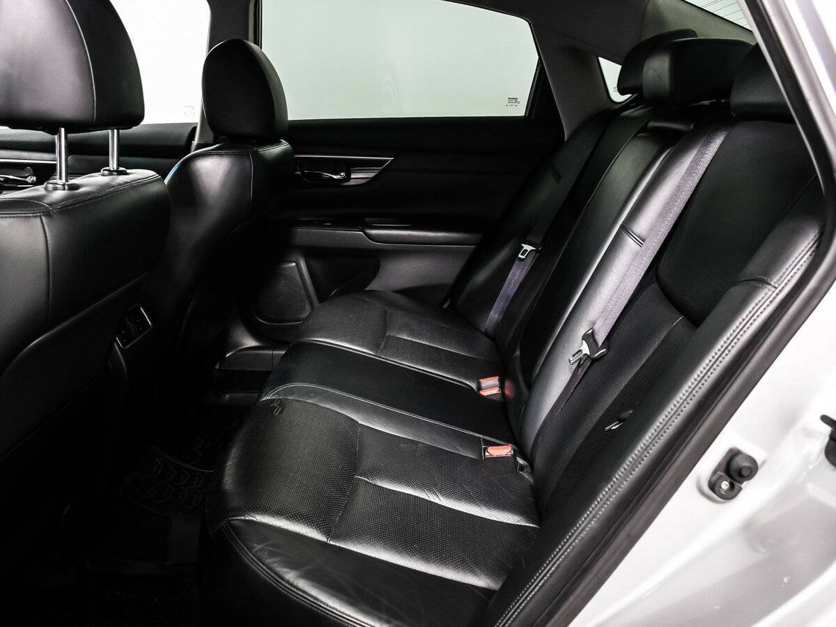 Купить Nissan Teana с пробегом. Фото: #11