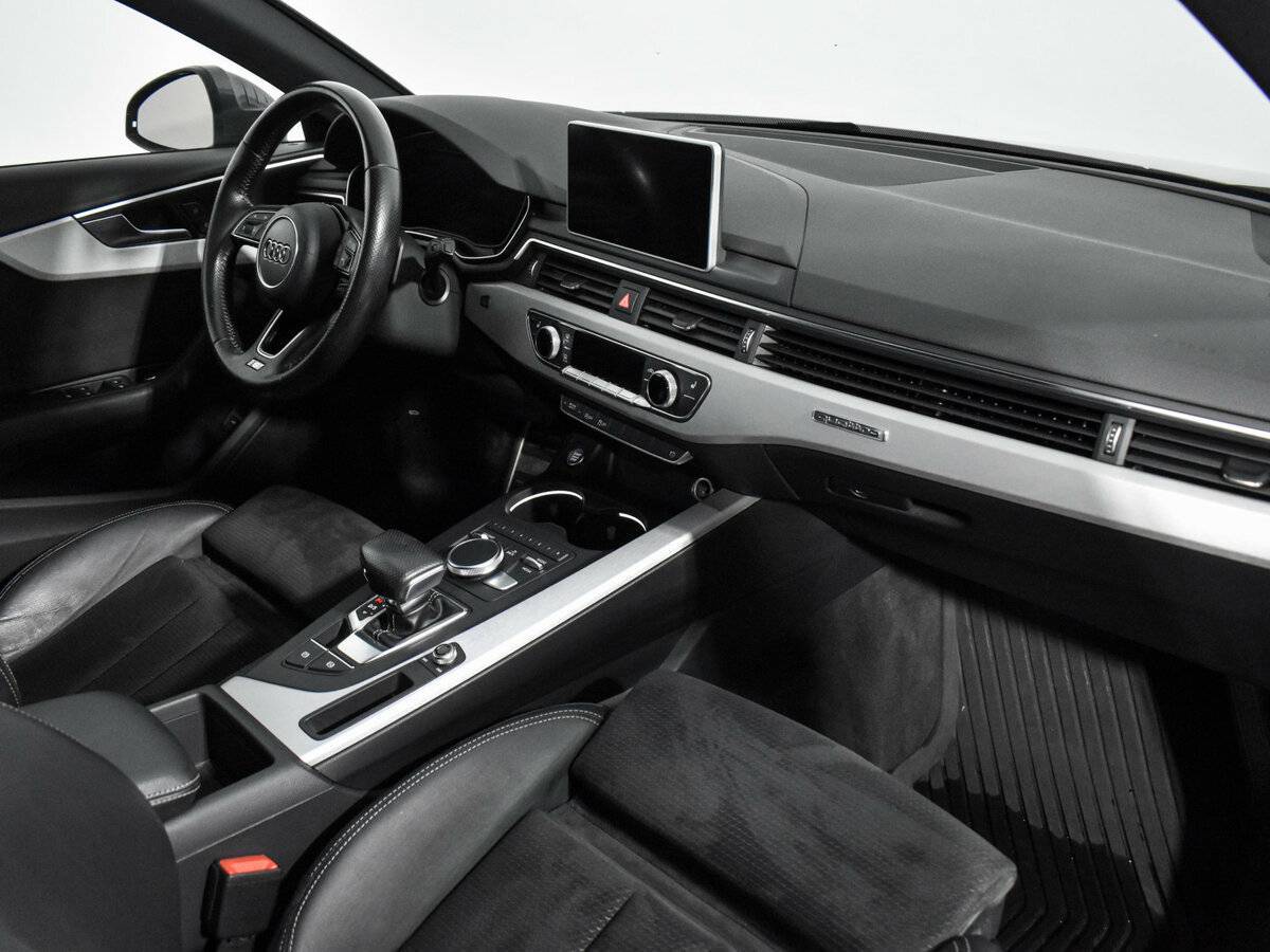 Купить Audi A4 с пробегом. Фото: #12
