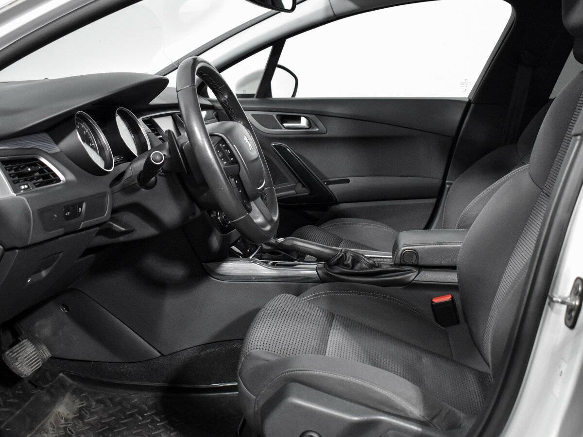 Купить Peugeot 508 с пробегом. Фото: #7