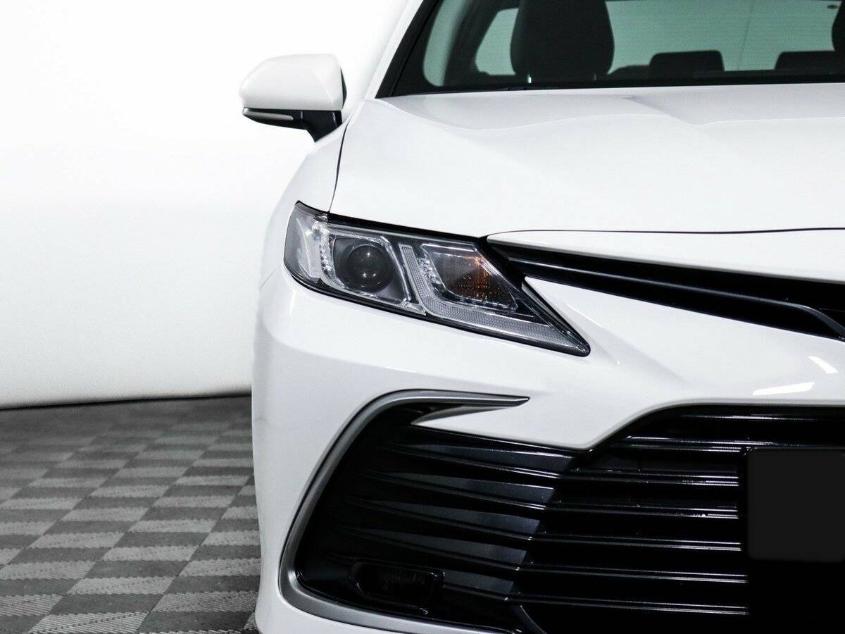 Купить Toyota Camry с пробегом. Фото: #17