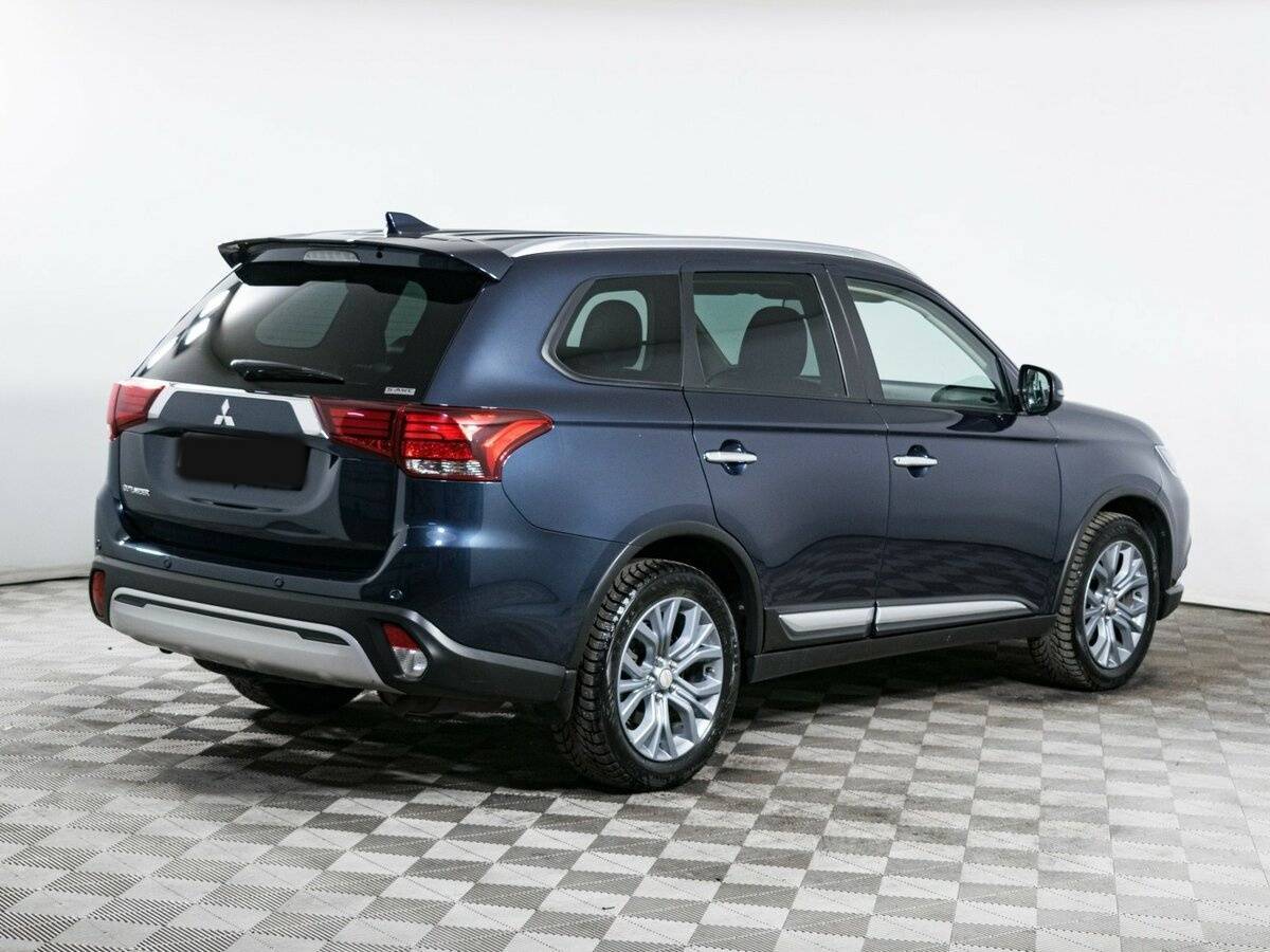 Купить Mitsubishi Outlander с пробегом. Фото: #4