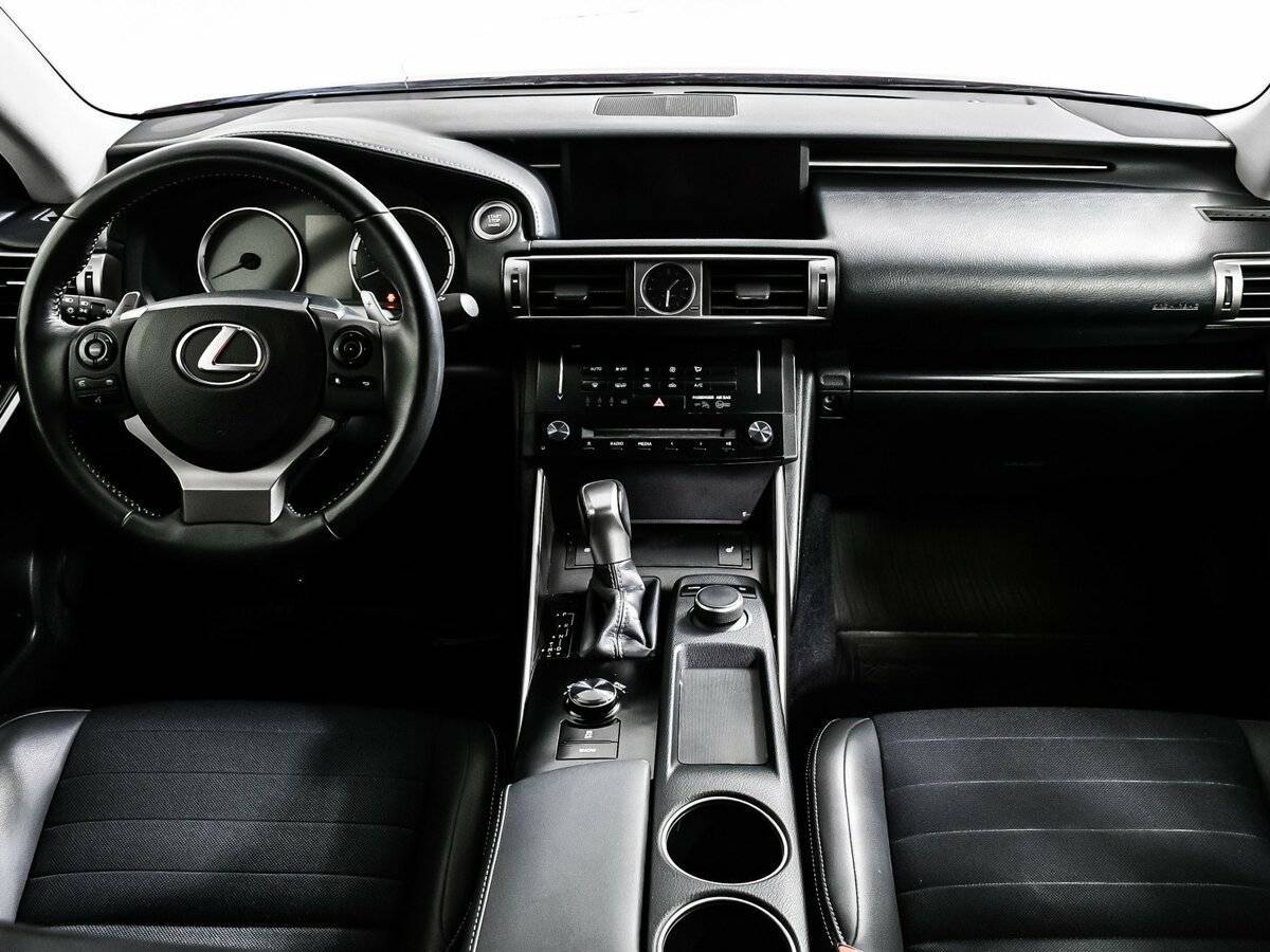 Купить Lexus IS с пробегом. Фото: #10