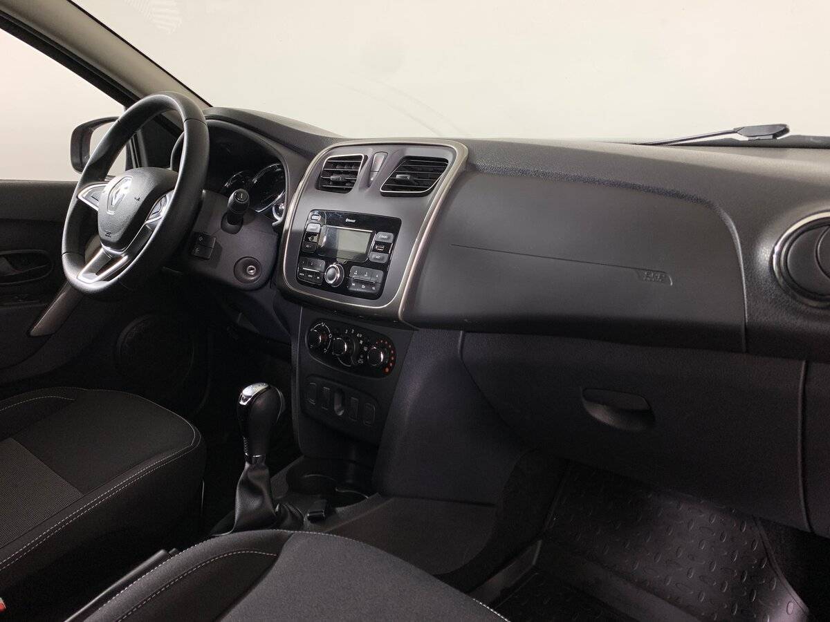 Купить Renault Sandero с пробегом. Фото: #12